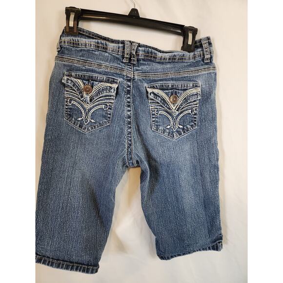 V.S.K. Denim Long Jeans Shorts JORTS Cotton and Spandex Size 6 - Picture 2 of 5